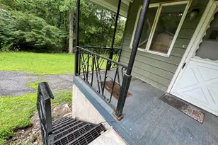4526 Springdale Ln, Stroudsburg, PA 18360 - Photo 9