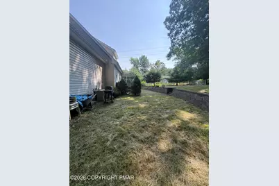  174 Pasquin Drive, East Stroudsburg, PA 18301 - Photo 5