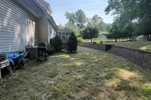 174 Pasquin Dr, East Stroudsburg, PA 18301 - Photo 5