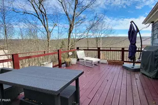 1093 Porter Dr, Bushkill, PA 18324 - Photo 5