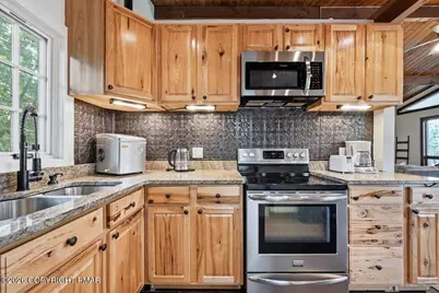  347 Clubhouse Drive, East Stroudsburg, PA 18302 - Photo 15