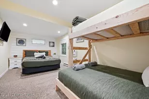 347 Clubhouse Dr, East Stroudsburg, PA 18302 - Photo 33
