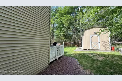  1140 Country Place Drive, Tobyhanna, PA 18466 - Photo 29