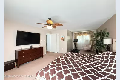  1140 Country Place Drive, Tobyhanna, PA 18466 - Photo 13
