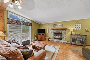 160 Ginsburg Cir, Albrightsville, PA 18210 - Photo 9