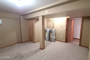 907 Thornberry Ct, East Stroudsburg, PA 18302 - Photo 13