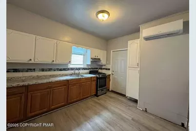  301 N Main Street #2, Wilkes Barre, PA 18702 - Photo 3