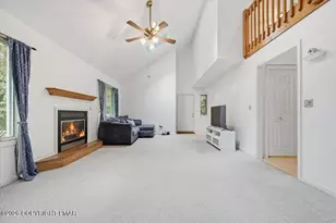 248 Sedburgh Ct, Bushkill, PA 18324 - Photo 5