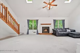 248 Sedburgh Ct, Bushkill, PA 18324 - Photo 7