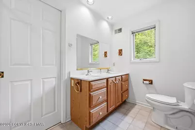 248 Sedburgh Court, Bushkill, PA 18324 - Photo 49