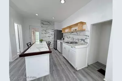  521 Sarah Street #1st floor, Stroudsburg, PA 18360 - Photo 11