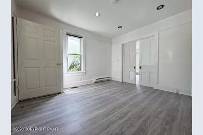  521 Sarah Street #1st floor, Stroudsburg, PA 18360 - Photo 33