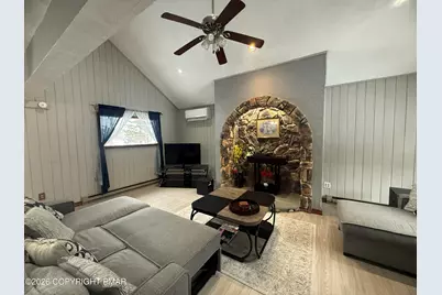  1441 Waterfront Drive, Tobyhanna, PA 18466 - Photo 11