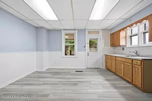 223 W High St, Nesquehoning, PA 18240 - Photo 9