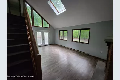  11 Hilltop Circle, East Stroudsburg, PA 18302 - Photo 9