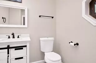3232 Greenbriar Dr, East Stroudsburg, PA 18301 - Photo 19