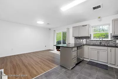  2108 Freedom Way, Pocono Summit, PA 18346 - Photo 23
