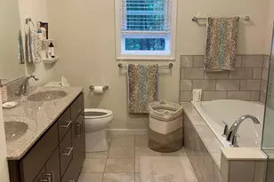 87 Delbert Dr, Covington Township, PA 18424 - Photo 17