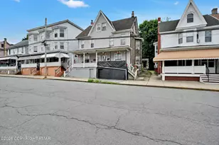 354 W Bertsch St, Lansford, PA 18232 - Photo 5