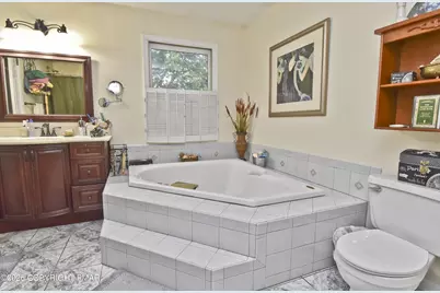  105 Kent Road, Stroudsburg, PA 18360 - Photo 21