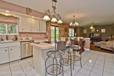  105 Kent Road, Stroudsburg, PA 18360 - Photo 7