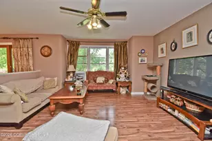 105 Kent Rd, Stroudsburg, PA 18360 - Photo 9