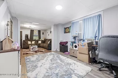  151 E Catawissa Street, Nesquehoning, PA 18240 - Photo 11