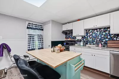  151 E Catawissa Street, Nesquehoning, PA 18240 - Photo 15