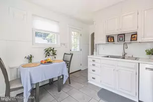248 N 3rd St, Perkasie, PA 18944 - Photo 13