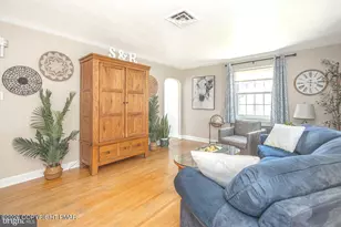 248 N 3rd St, Perkasie, PA 18944 - Photo 7