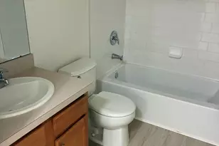 1010 Dorset Dr, Bushkill, PA 18324 - Photo 17