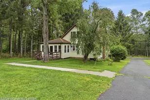 253 Thomas Rd, Blakeslee, PA 18610 - Photo 3