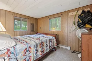 32 Mountain View Dr, Pocono Lake, PA 18347 - Photo 15