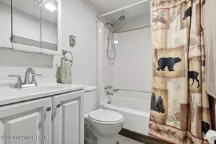 32 Mountain View Dr, Pocono Lake, PA 18347 - Photo 19