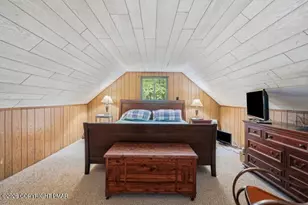 32 Mountain View Dr, Pocono Lake, PA 18347 - Photo 21