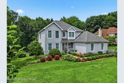  906 Horizon Drive, Stroudsburg, PA 18360 - Photo 1