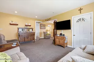 238 N 7th St, Lehighton, PA 18235 - Photo 11