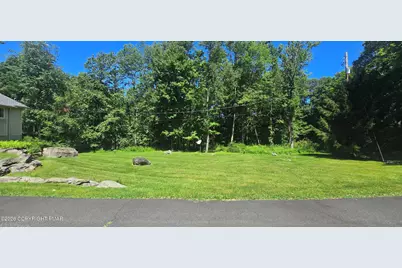  198 Shine Hill Road, Henryville, PA 18332 - Photo 3