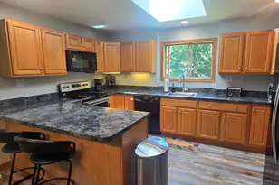 198 Shine Hill Rd, Henryville, PA 18332 - Photo 9