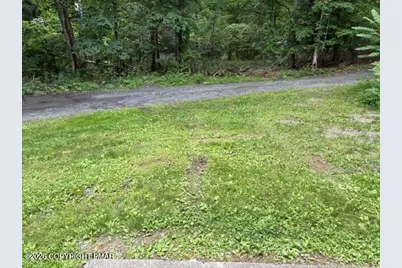  1247 Chateau Drive, East Stroudsburg, PA 18302 - Photo 45