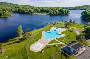 395 N Arrow Dr, Pocono Lake, PA 18347 - Photo 5