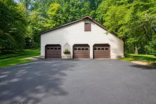 5333 Hickory Cir, Stroudsburg, PA 18360 - Photo 47