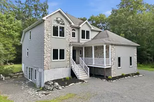 5327 Maple Ln, Cresco, PA 18326 - Photo 3