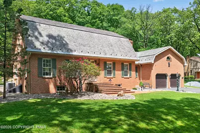  595 Walnut Avenue, Pen Argyl, PA 18072 - Photo 5