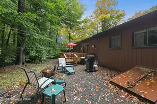 279 Paxinos Dr, Pocono Lake, PA 18347 - Photo 25