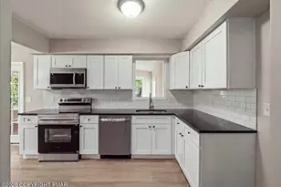 5617 Pembrook Dr, Tobyhanna, PA 18466 - Photo 9