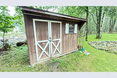  2143 Rosemont Drive, Tobyhanna, PA 18466 - Photo 9