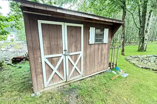 2143 Rosemont Dr, Tobyhanna, PA 18466 - Photo 9