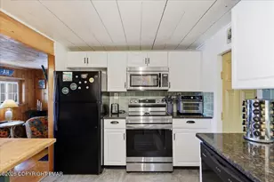 71 S Lake Dr, Lake Harmony, PA 18624 - Photo 17