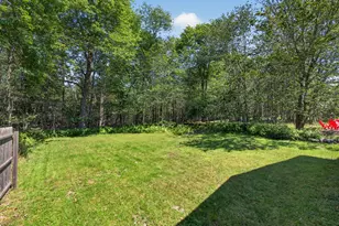 5671 Pembrook Dr, Tobyhanna, PA 18466 - Photo 11